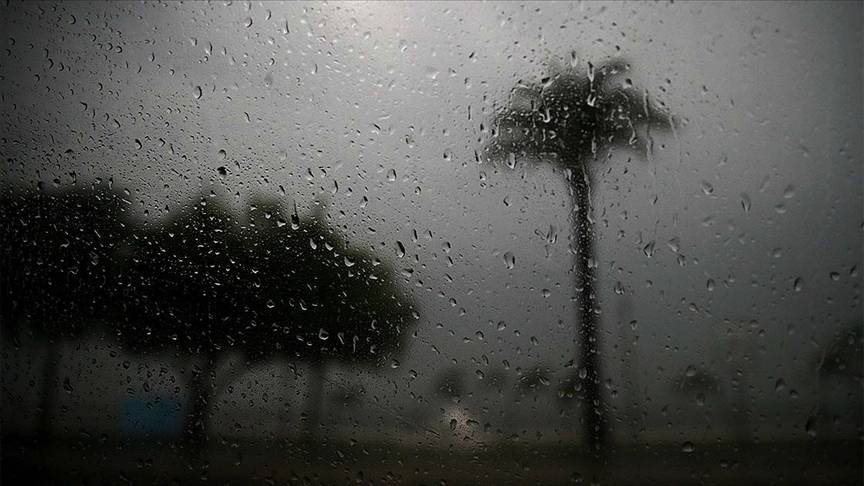 Meteoroloji’den 16 ile kar uyarısı! Sıcaklıklar 5 derece birden düşecek, İstanbul’da sağanak alarmı 7